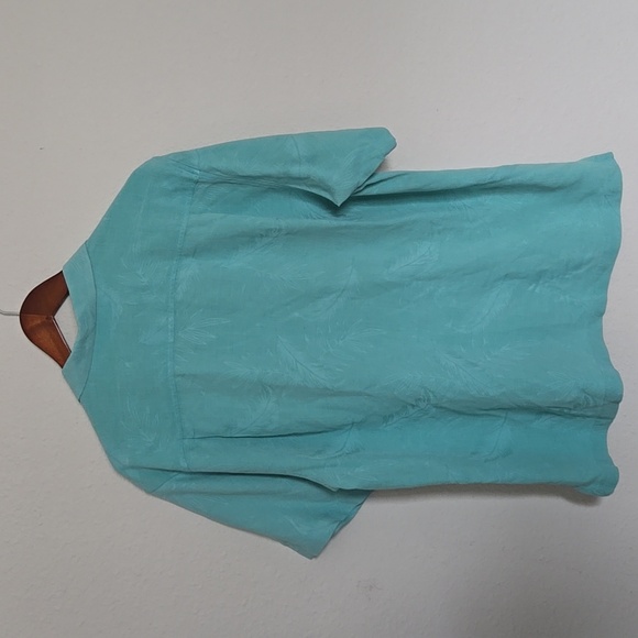 Tommy Bahama Blue Original Fit 100% Silk Casual Button Down Shirt Size L - Picture 5 of 7